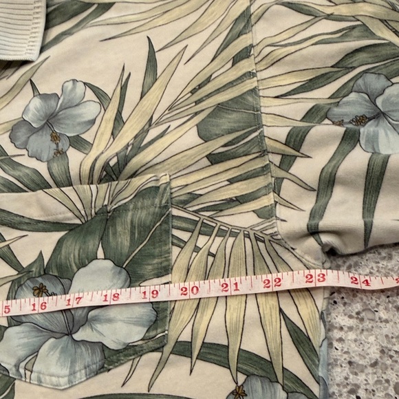 Vintage Tommy Bahama Cream and Green Floral Polo Shirt 100% Cotton Medium - Picture 3 of 6